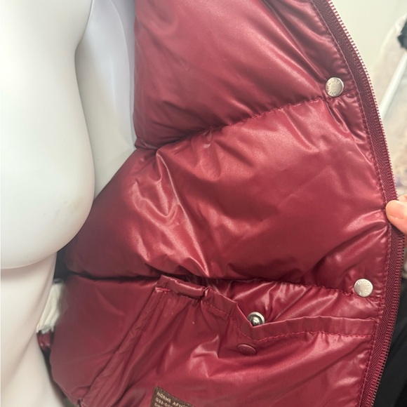 MONCLER Puffer Jacket - Picture 5 of 9